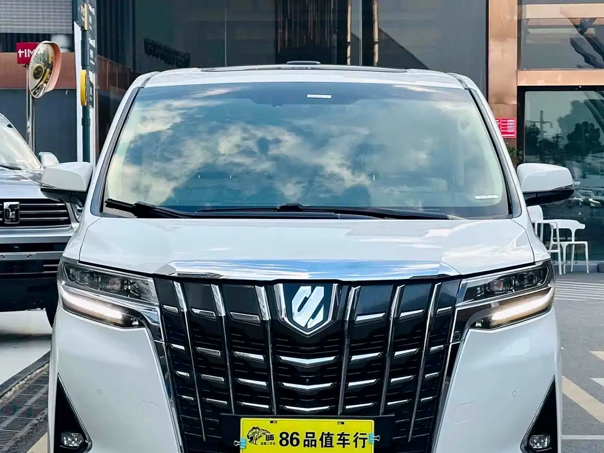 Toyota Alphard 2018 Facelift 3.5L Luxury Edition фото 2