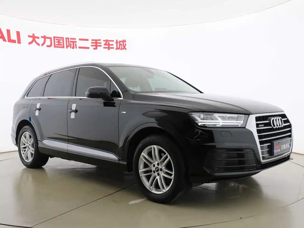 Audi Q7 2018 40 TFSI Comfort фото 3