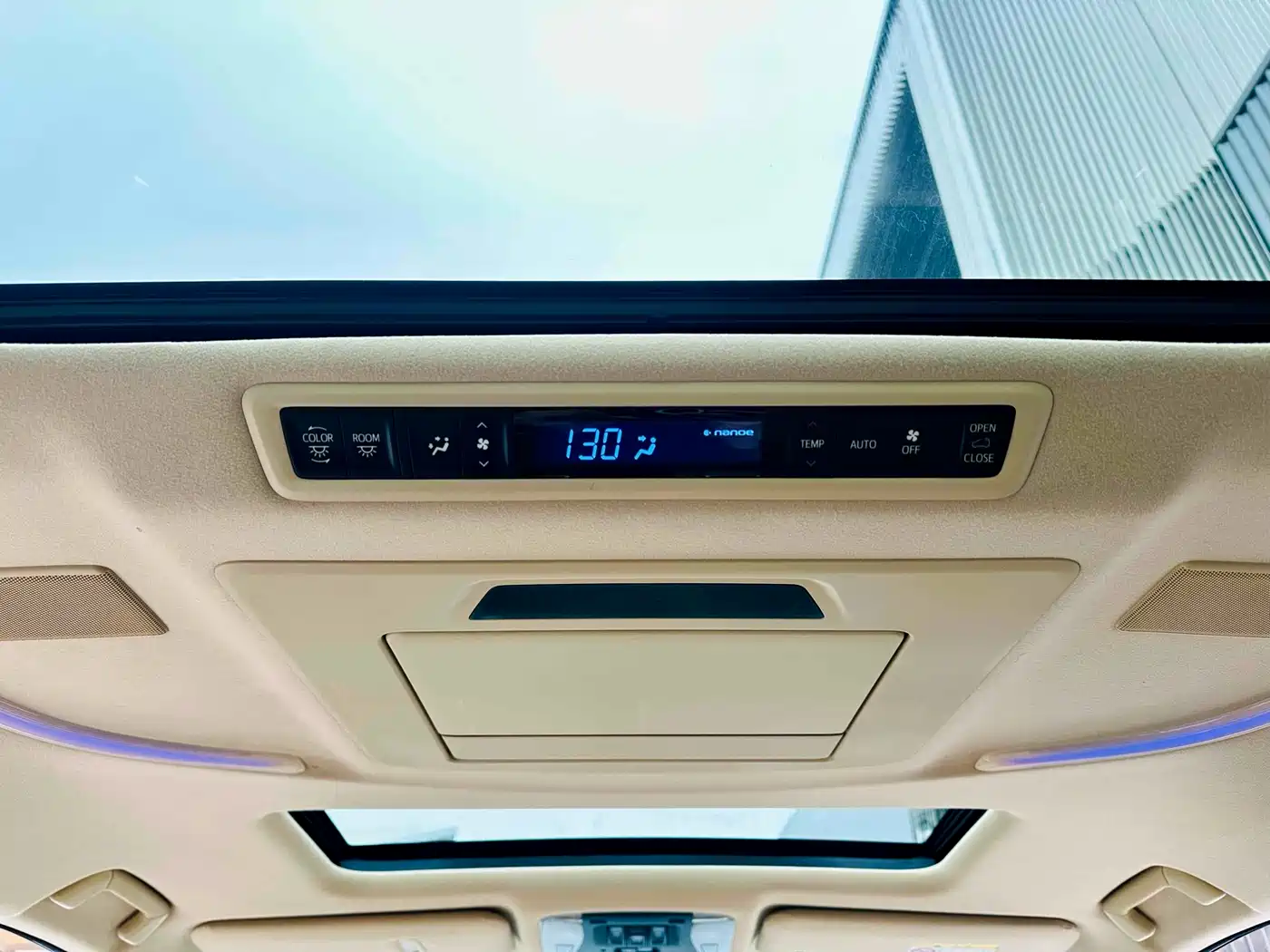 Toyota Alphard 2018 Facelift 3.5L Luxury Edition фото 15