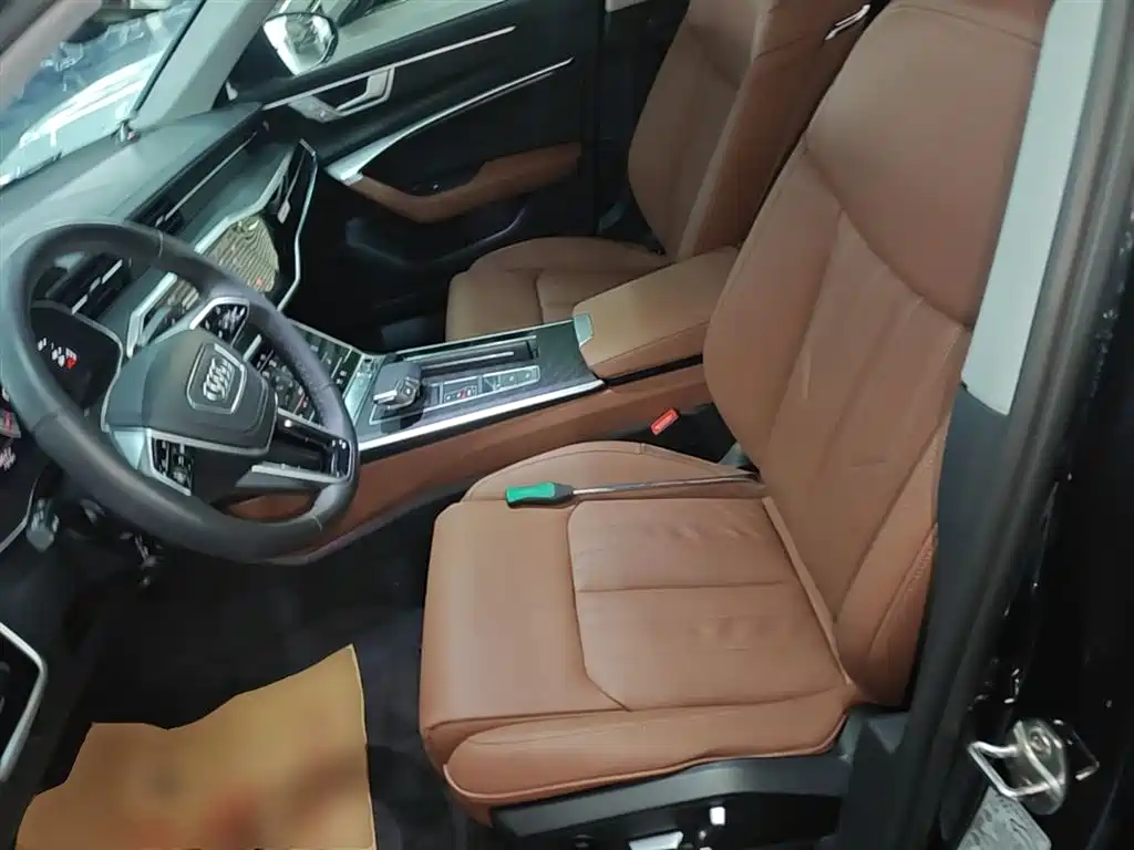 Audi A6L 2024 45 TFSI quattro Premium Elegance фото 15