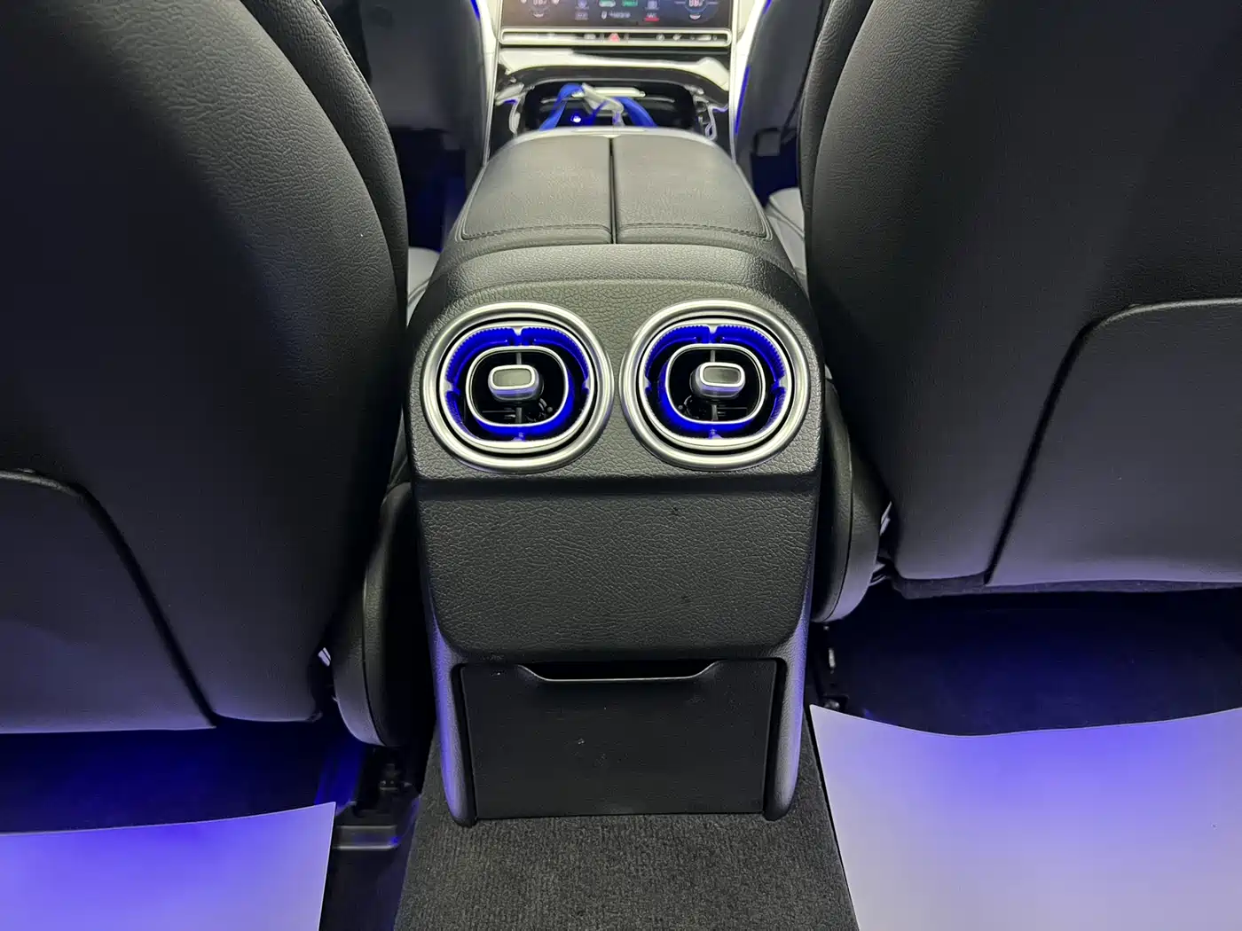 Mercedes-Benz C-Class 2023 C 260 L Sport фото 12
