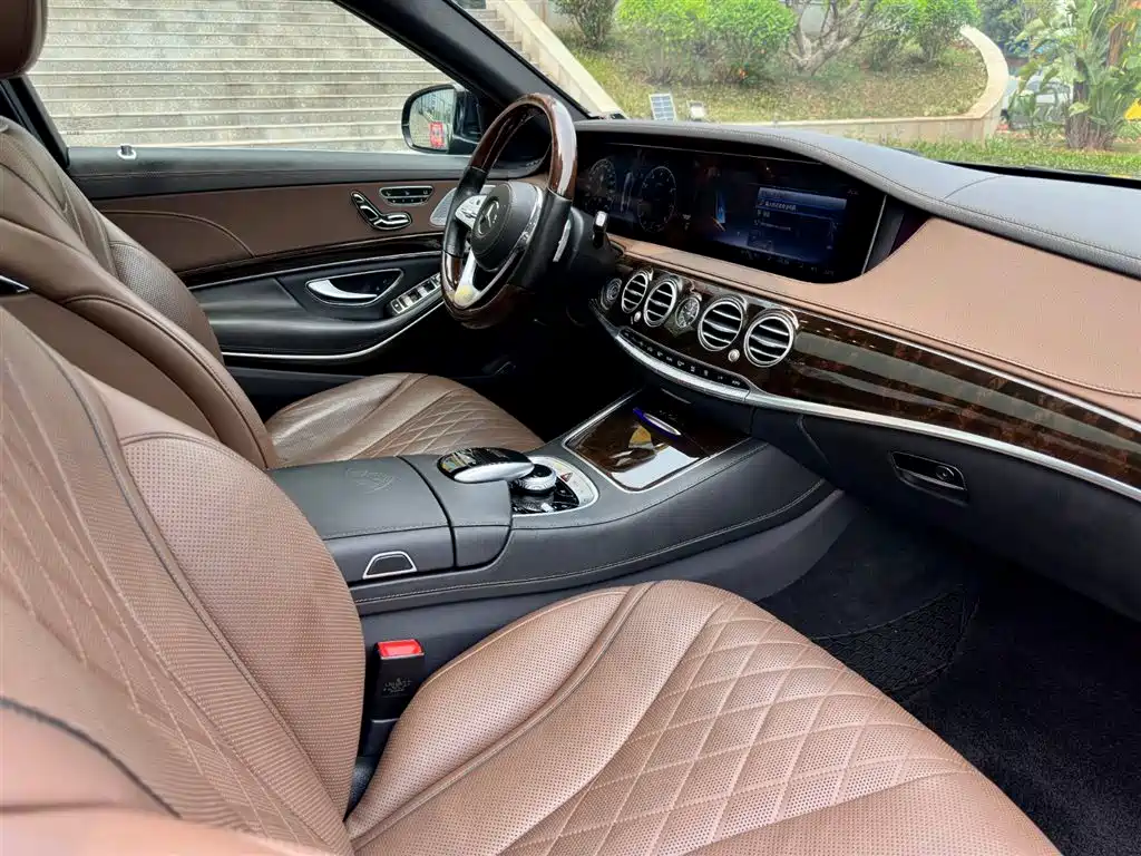 Mercedes-Benz Maybach S-Class 2018 S 560 4MATIC фото 12