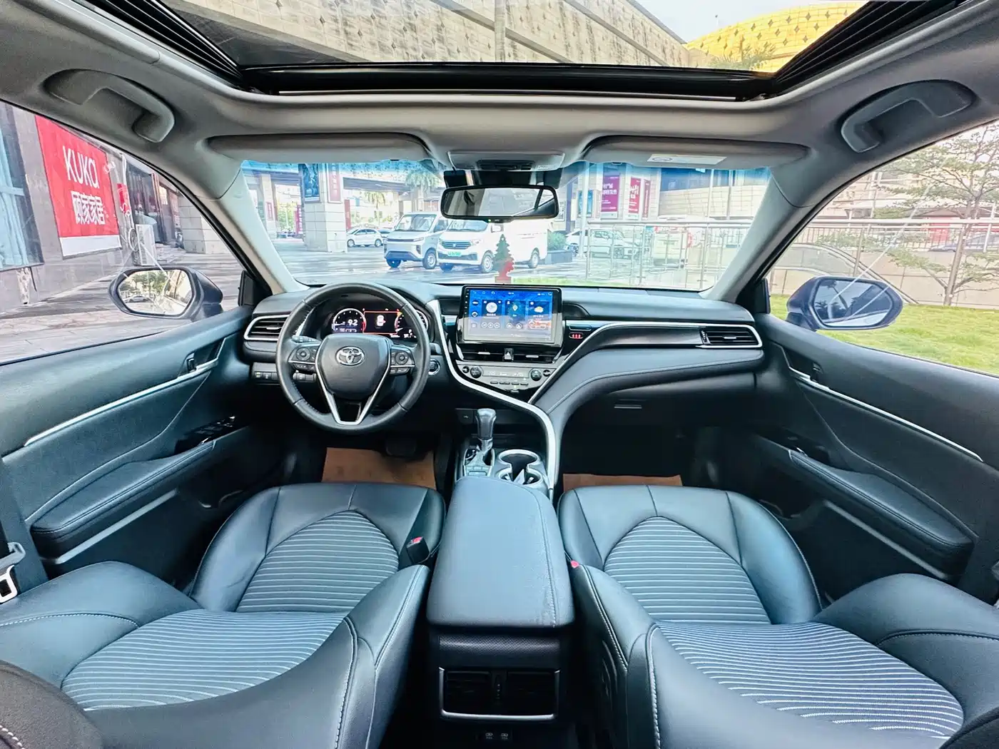 Toyota Camry 2023 2022 2.5S Knight Edition