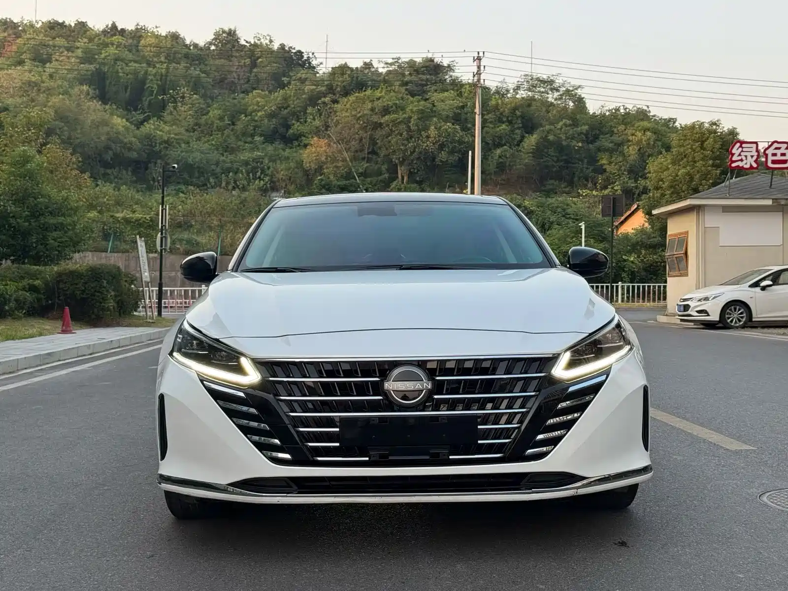 Photo 2 - Nissan Teana