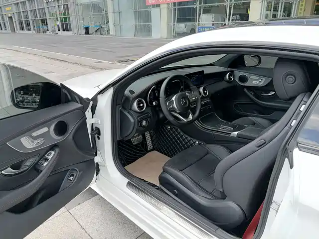 Mercedes-Benz C-Class (Import) 2023 Model C 260 Coupe — фото 4