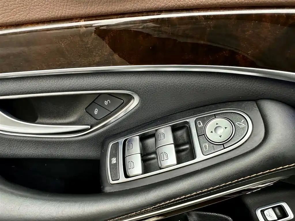 Mercedes-Benz Maybach S-Class 2018 S 560 4MATIC фото 19