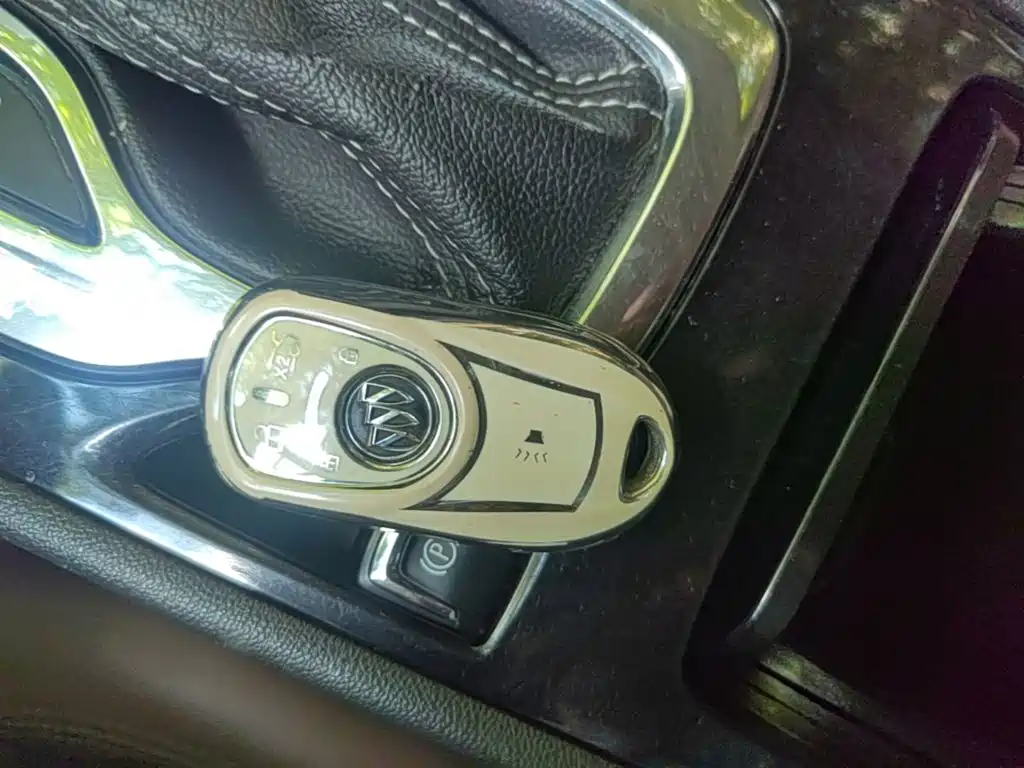 Фото 9 - Buick Regal