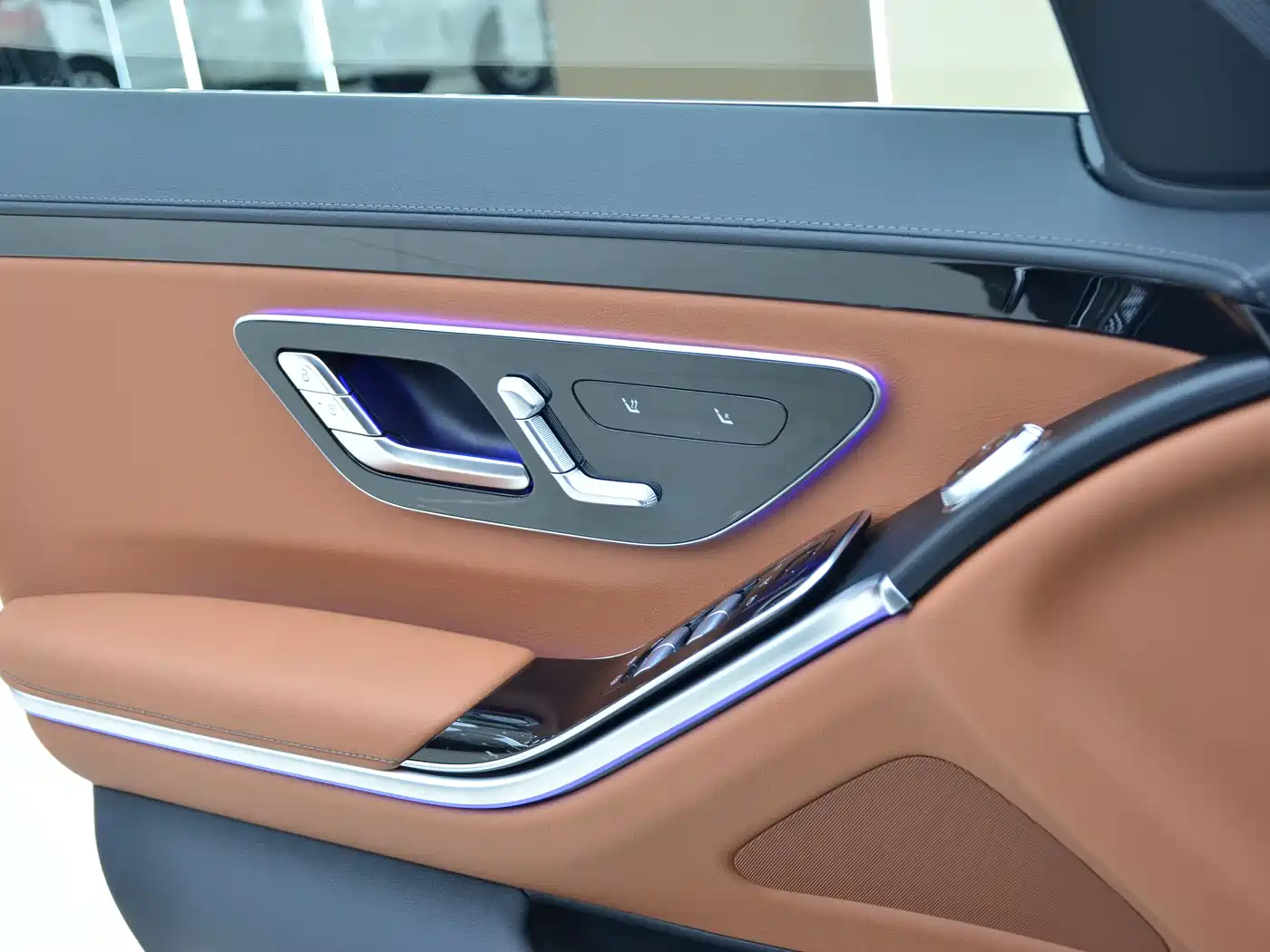 Mercedes-Benz S-Class 2024 S 400 L Business Edition фото 8