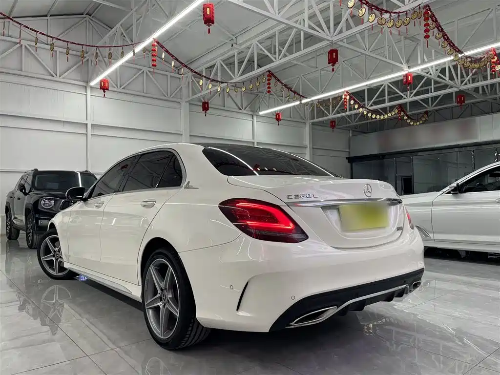 Mercedes-Benz C-Class 2019 C 260 L 4MATIC Sport Edition фото 10