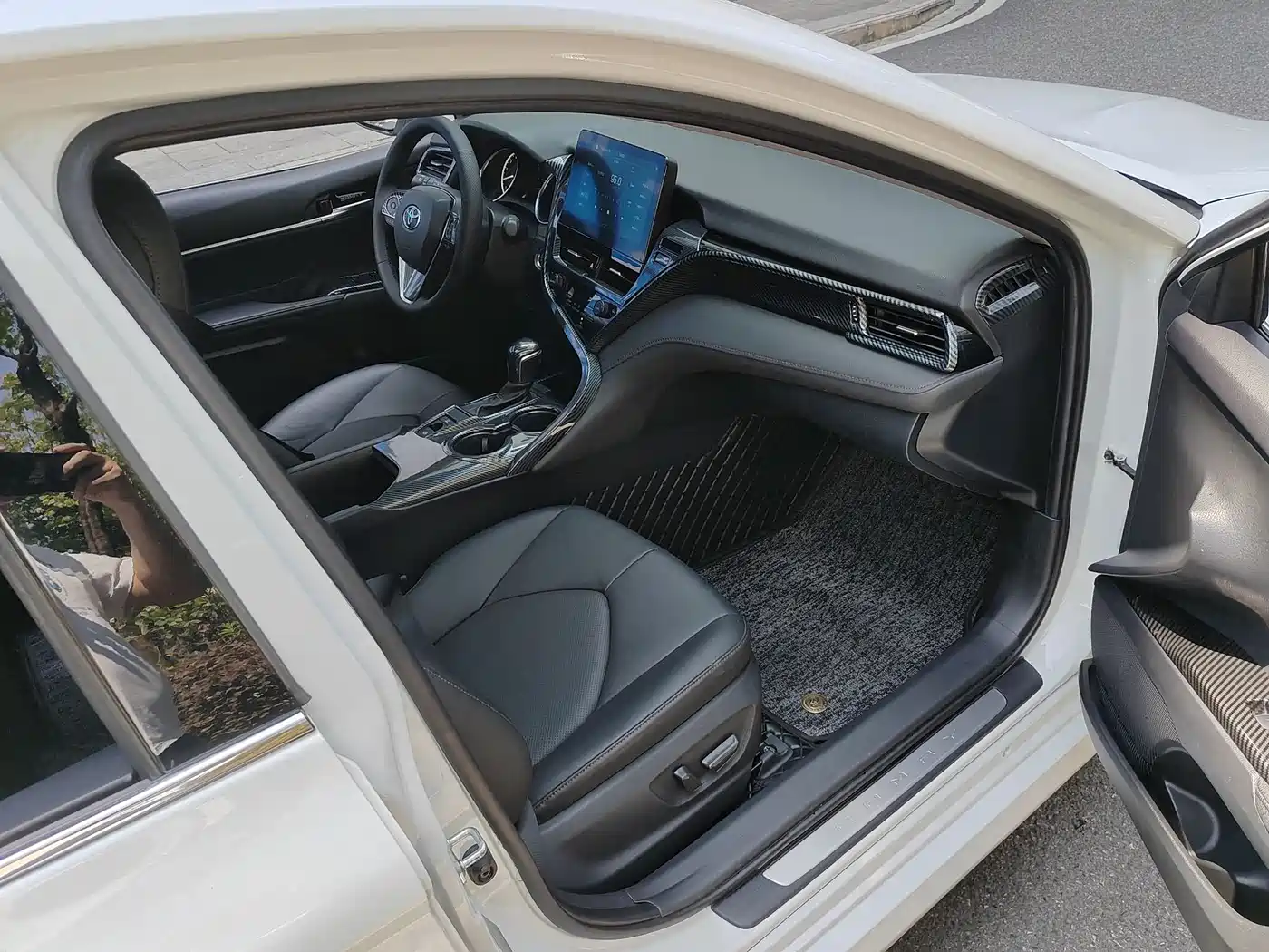 Toyota Camry 2021 2.0G Luxury Edition фото 8