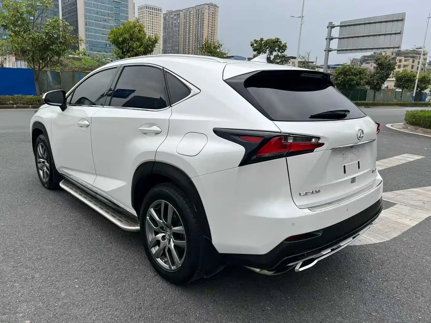 LEXUS NX