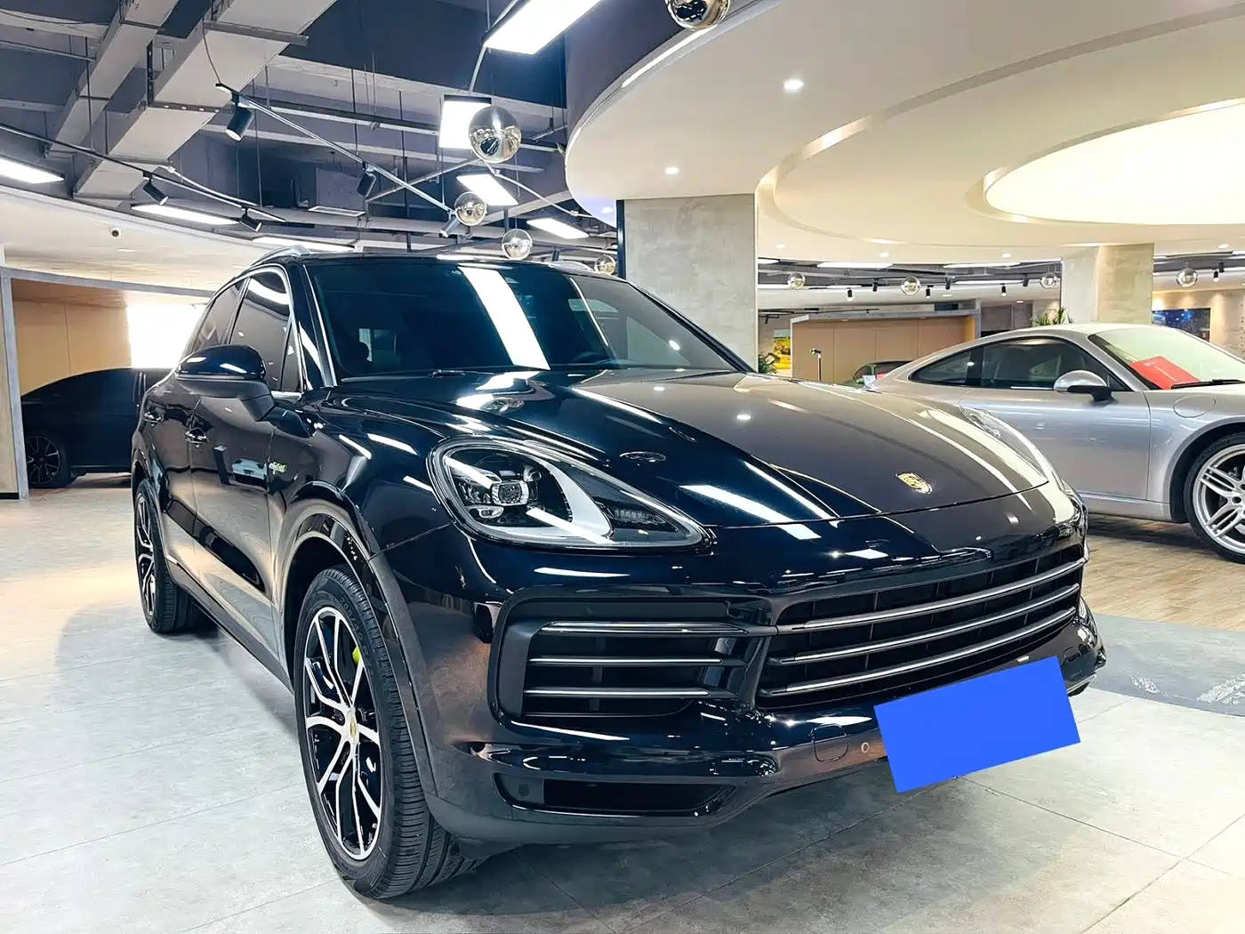 Porsche Cayenne New Energy 2023 Cayenne E-Hybrid 2.0T фото 2