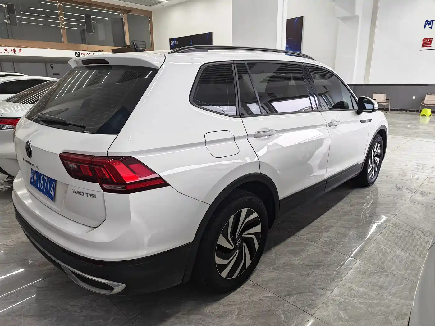 Volkswagen Tiguan L 2022 330TSI Automatic 2WD Comfort Edition фото 15