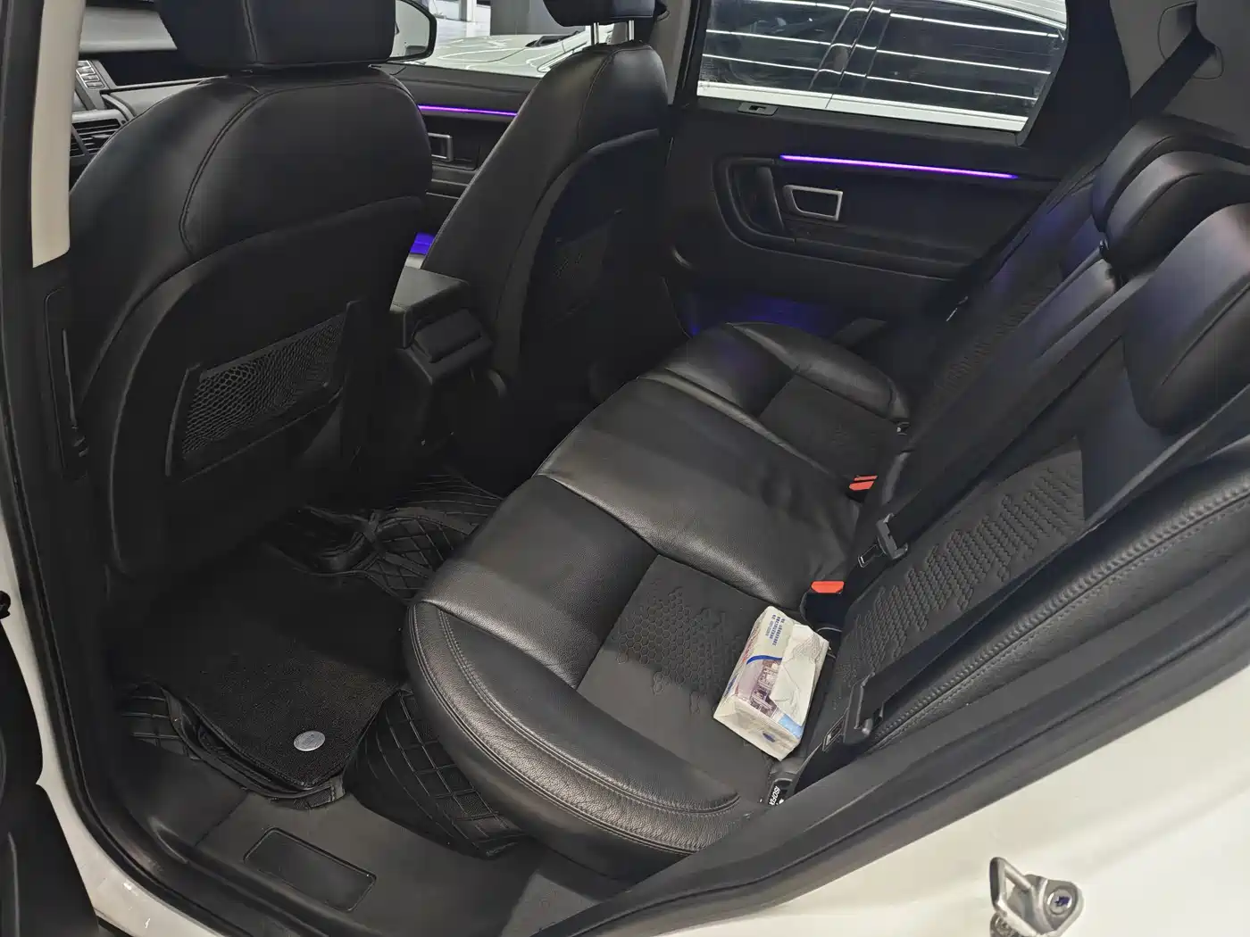 Land Rover Discovery Sport 2018 240PS PURE Edition фото 4