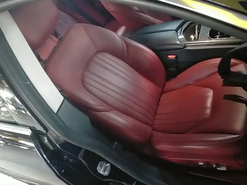 Photo 25 - Maserati Ghibli