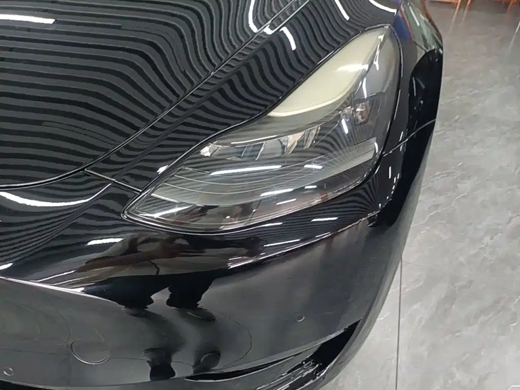 Фото 24 - Tesla Model Y