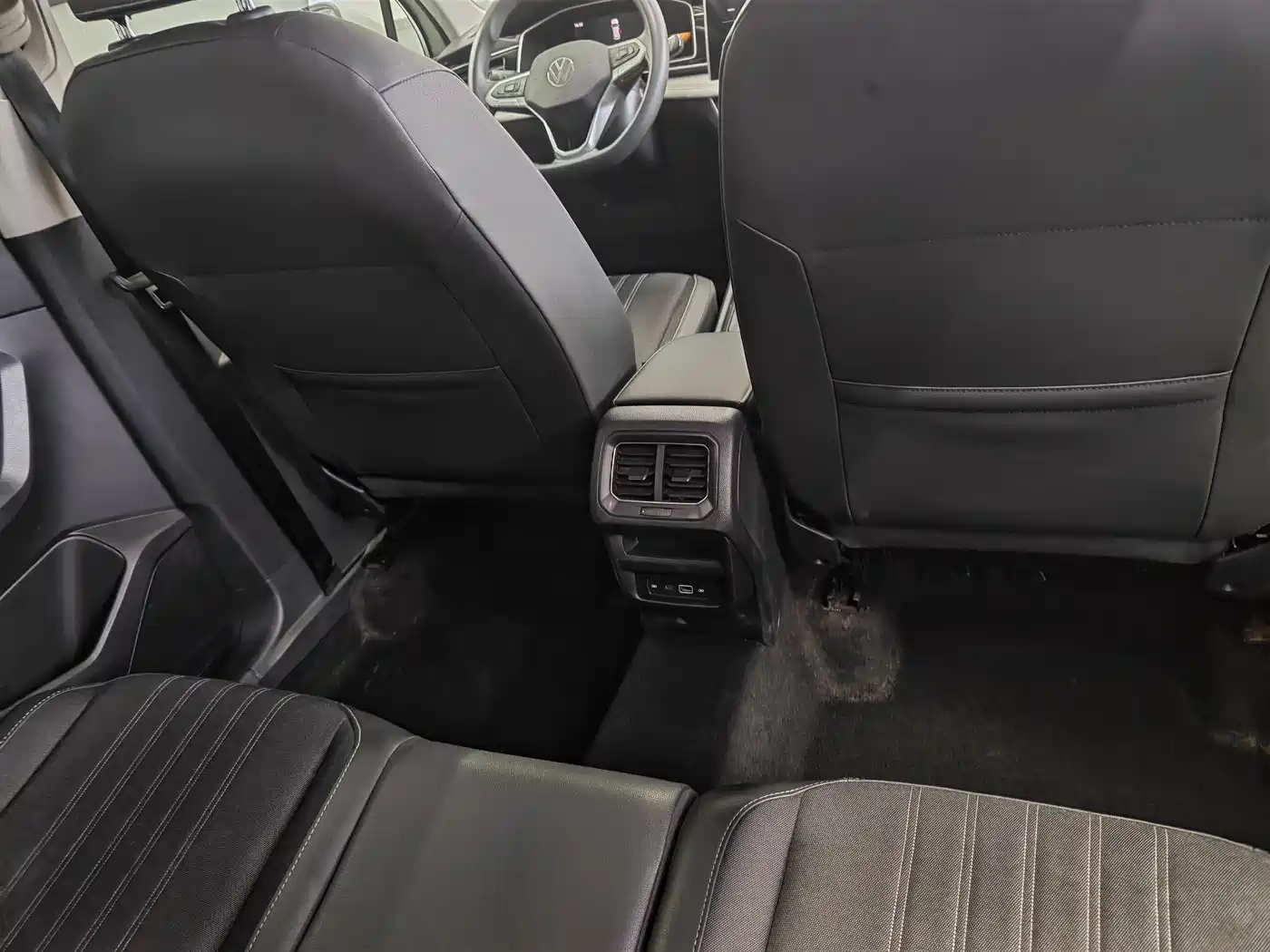 Volkswagen Tiguan L 2022 330TSI Automatic 2WD Comfort Edition фото 12