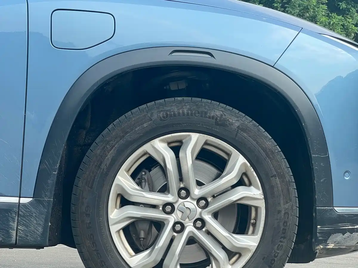 NIO ES8 2021 2020 580KM 7-Seater