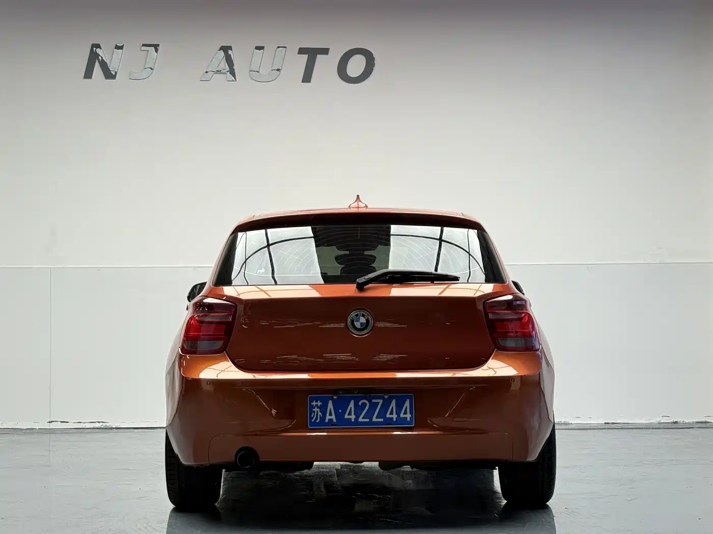 BMW 1 Series (Import) 2013 Facelift 118i Leading Model фото 10