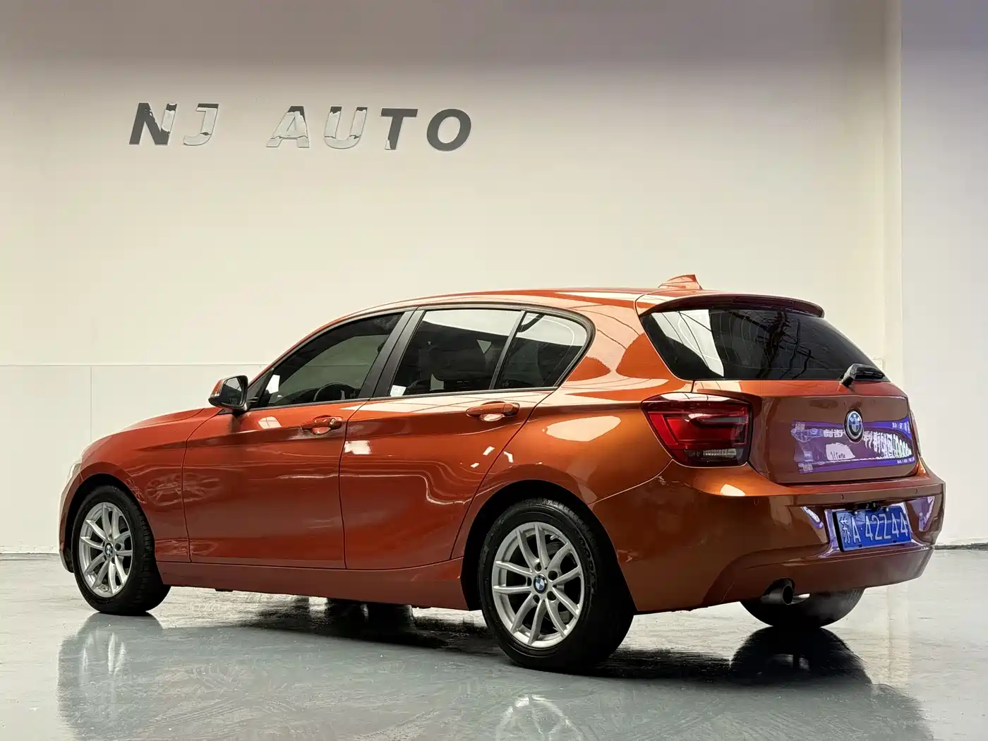 BMW 1 Series (Import) 2013 Facelift 118i Leading Model фото 9
