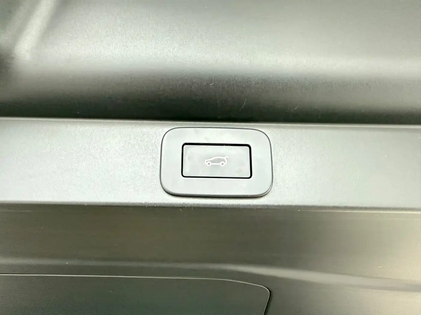 Land Rover Range Rover 2023 3.0 L6 360PS Golden Age Edition фото 20