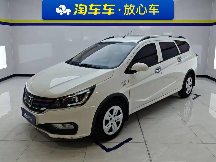Фото 1 - Baojun 310W