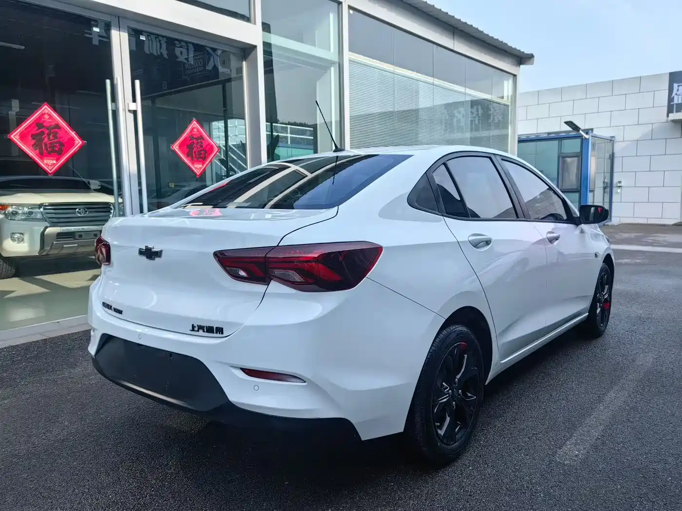 Chevrolet Cavalier 2020 Redline 325T Automatic Delight (China VI) фото 4
