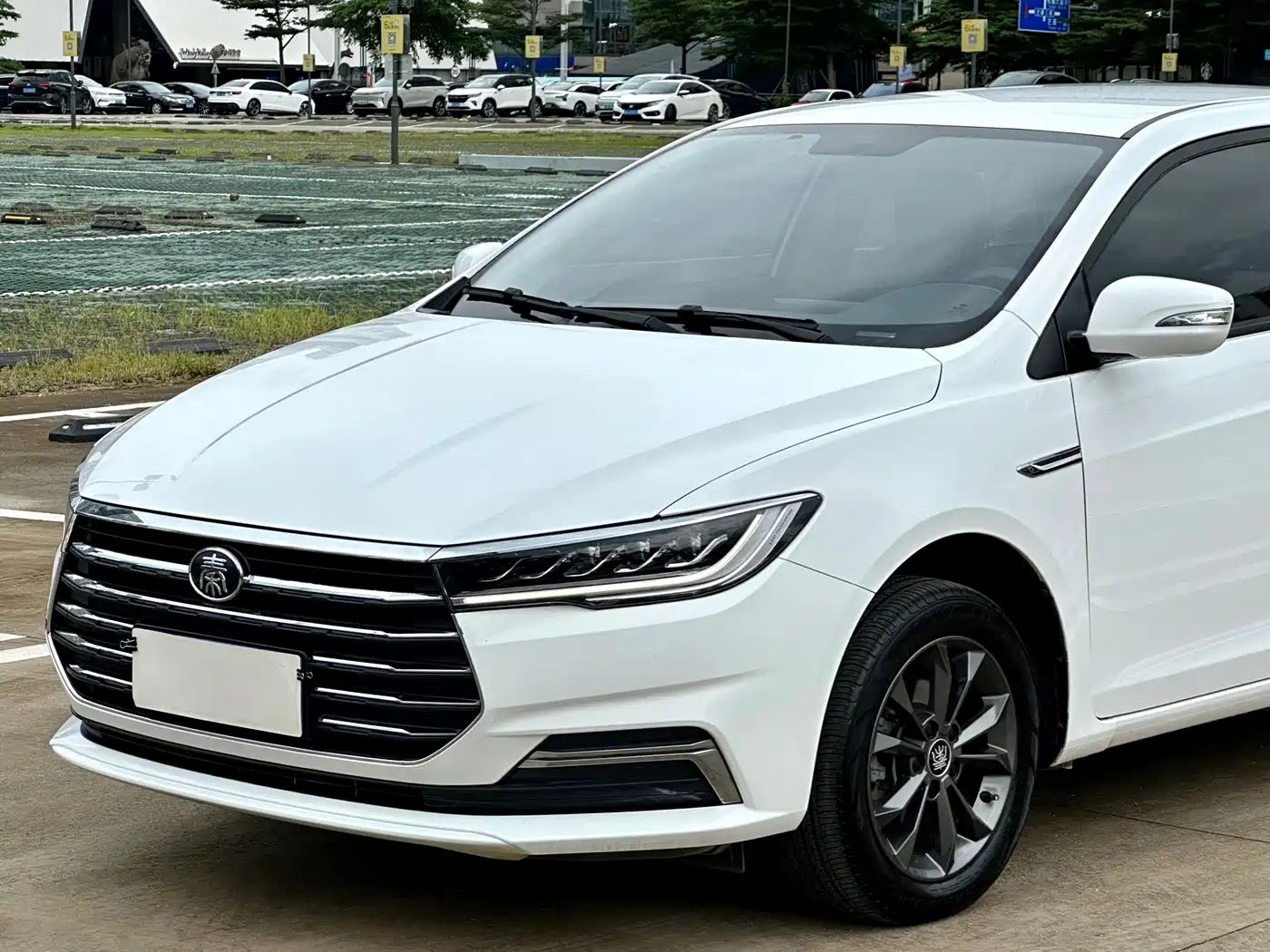 BYD Qin 2020 2019 1.5L Automatic Luxury Edition