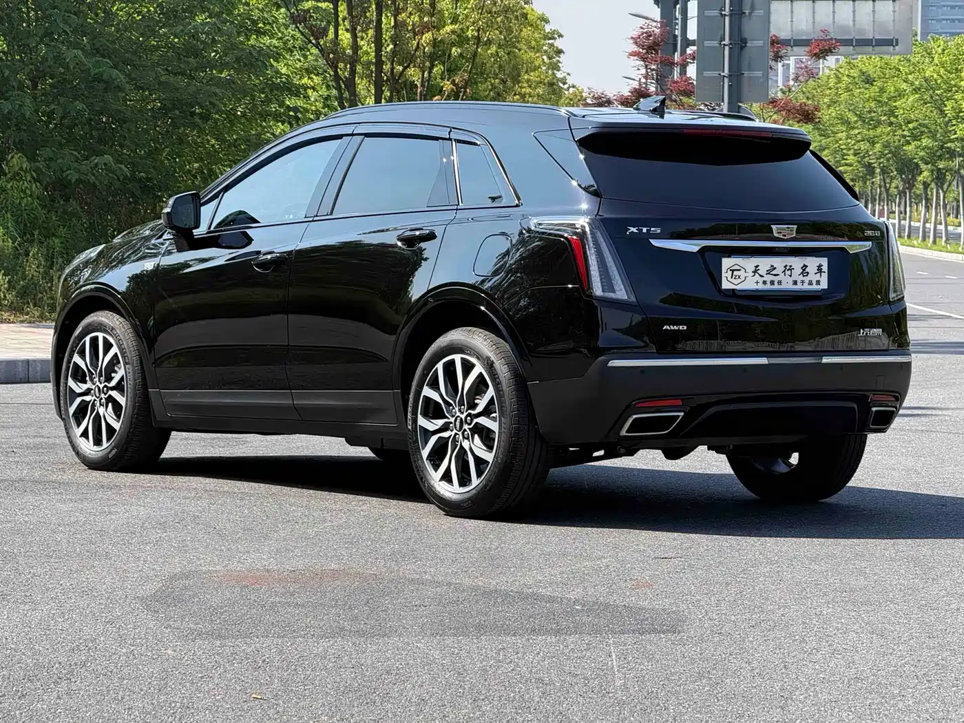 Cadillac XT5 2023 Model 2.0T 4WD Premium (Ultimate Edition) фото 18