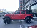 Фото 4 - Jeep Wrangler