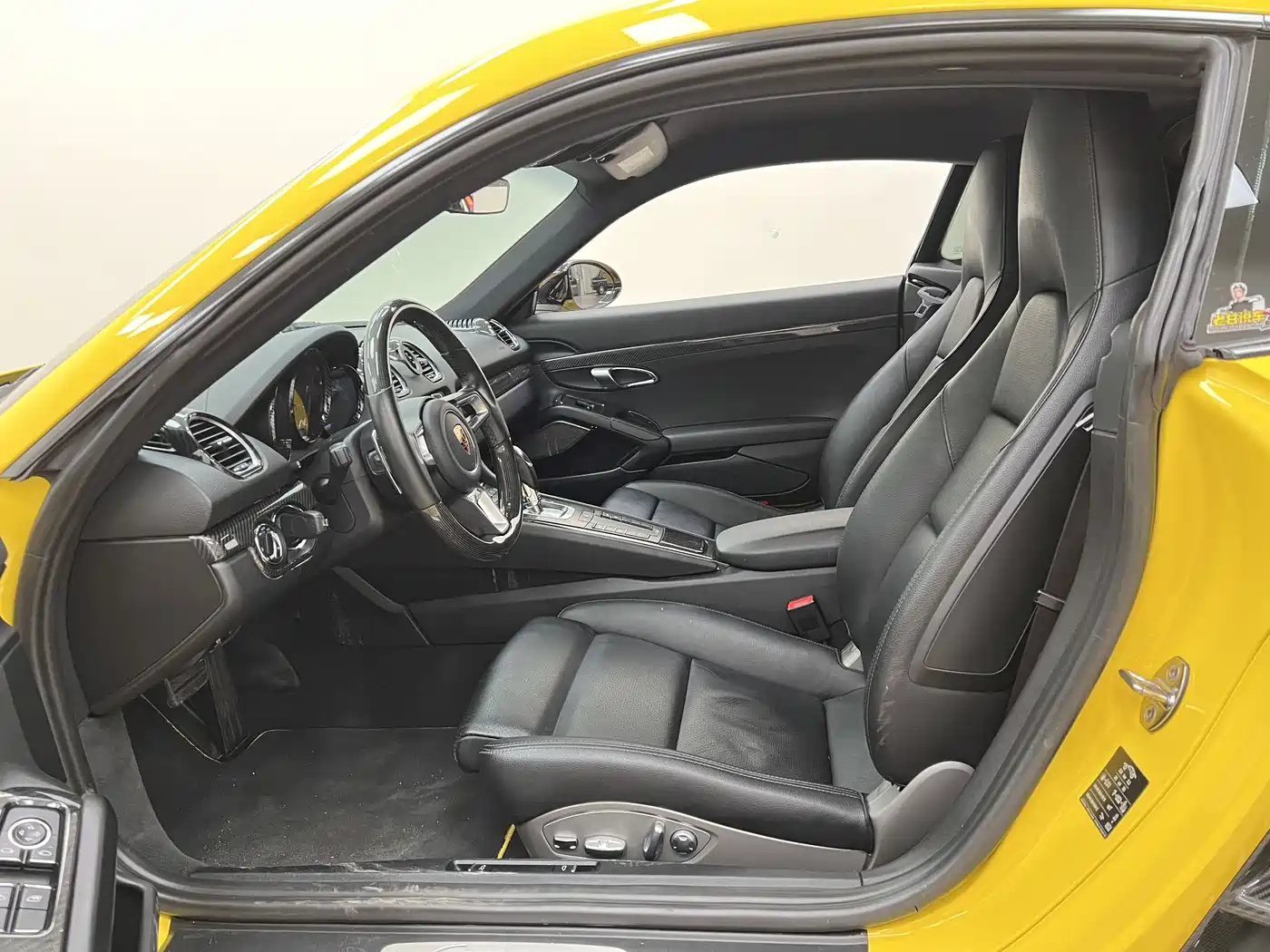 Porsche 718 2016 Cayman 2.0T фото 18
