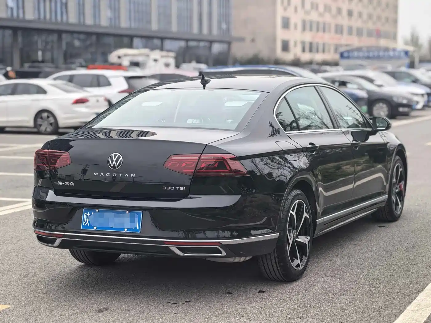 VOLKSWAGEN MAGOTAN