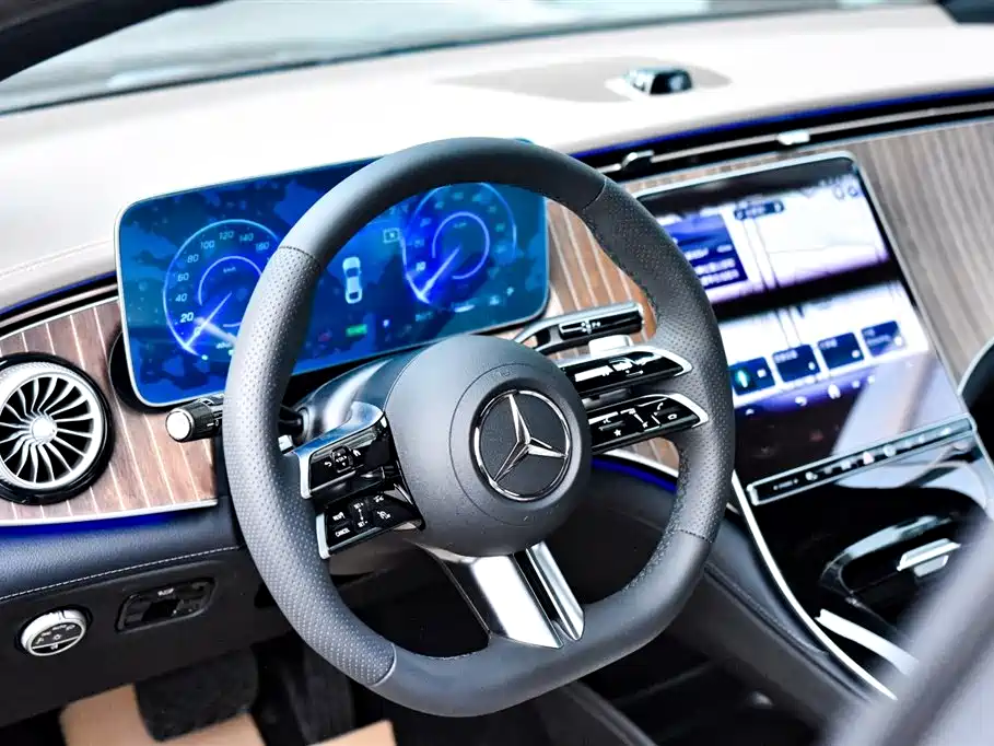 Mercedes-Benz EQE 2025 2025 500 4MATIC Pioneer