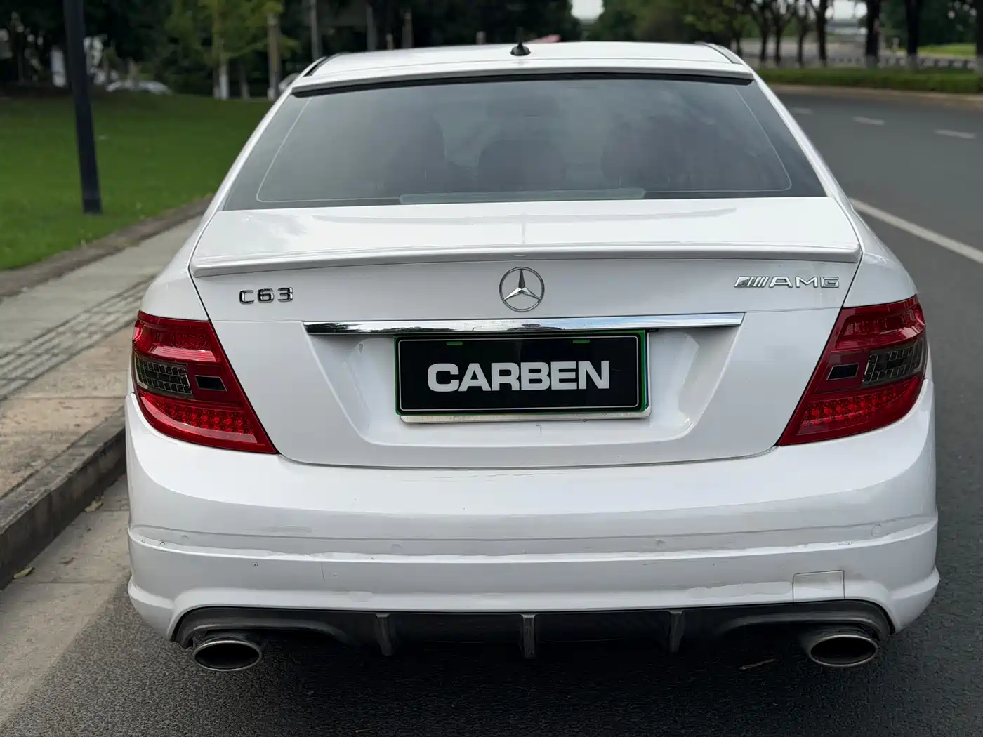 Photo 8 - Mercedes-Benz C-Class