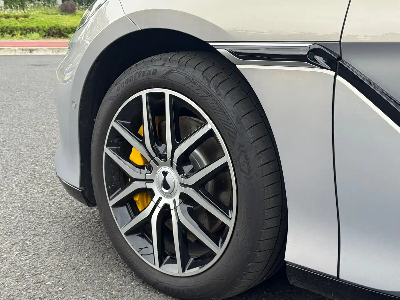Denza Z9GT 2026 2024 Model 1100 AWD Pro Edition