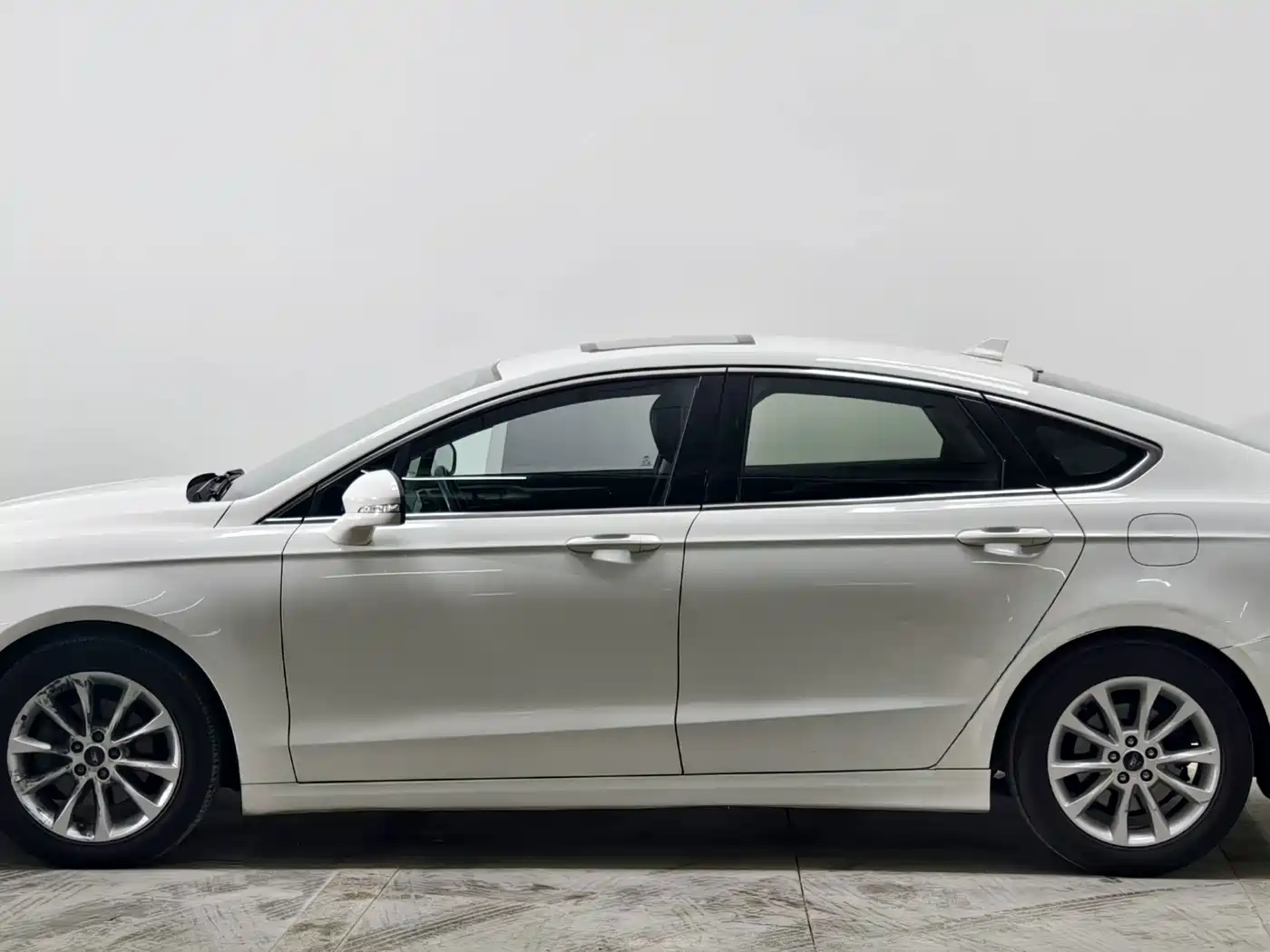 Фото 15 - Ford Mondeo