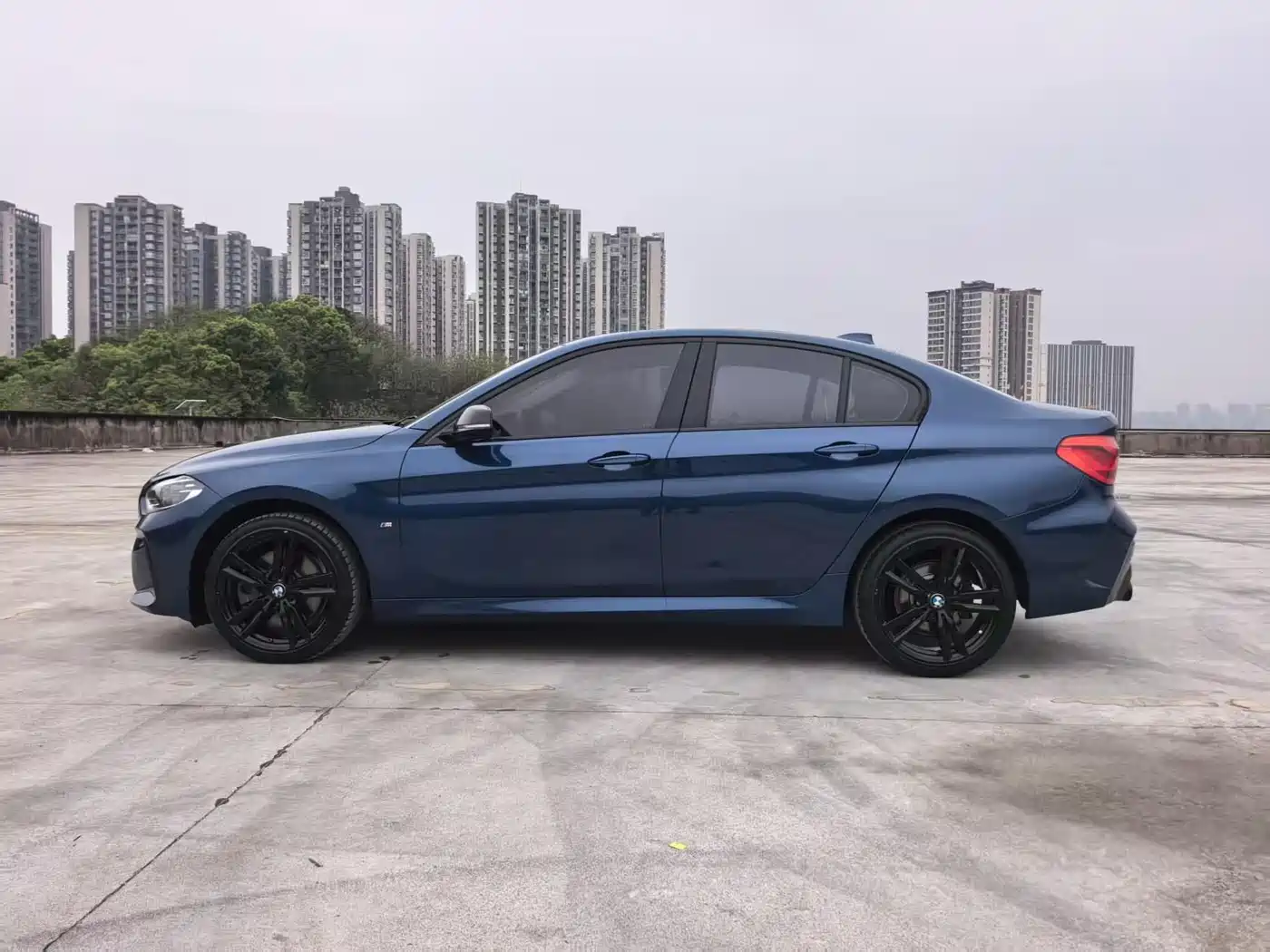 BMW 1 Series 2021 Facelift 125i M Sport Shadow Edition фото 29