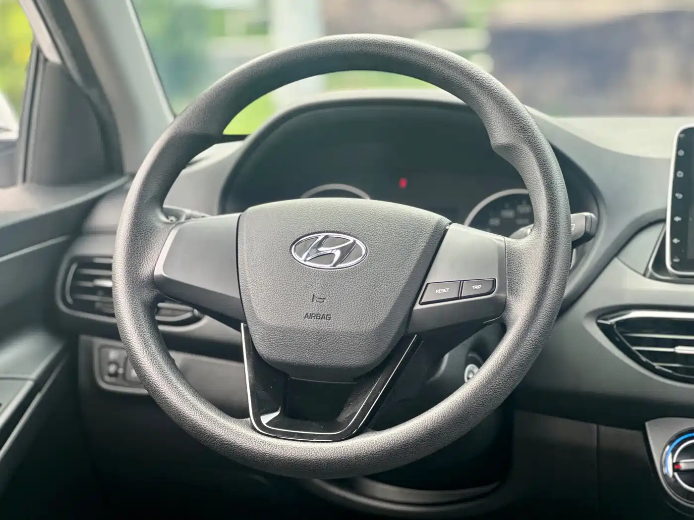 Hyundai Elantra 2018 1.6L Automatic Pleasing Edition GL China VI фото 34