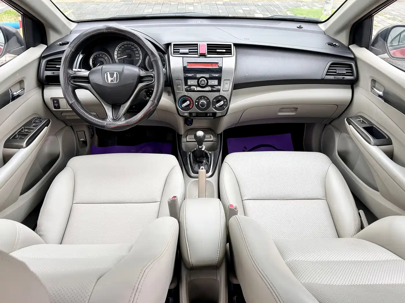 Honda City Classic 2015 2012 1.5L Manual Elite Edition