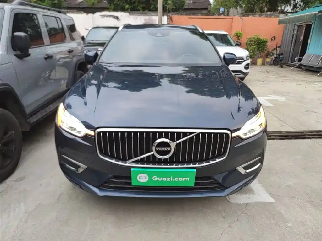 VOLVO XC60