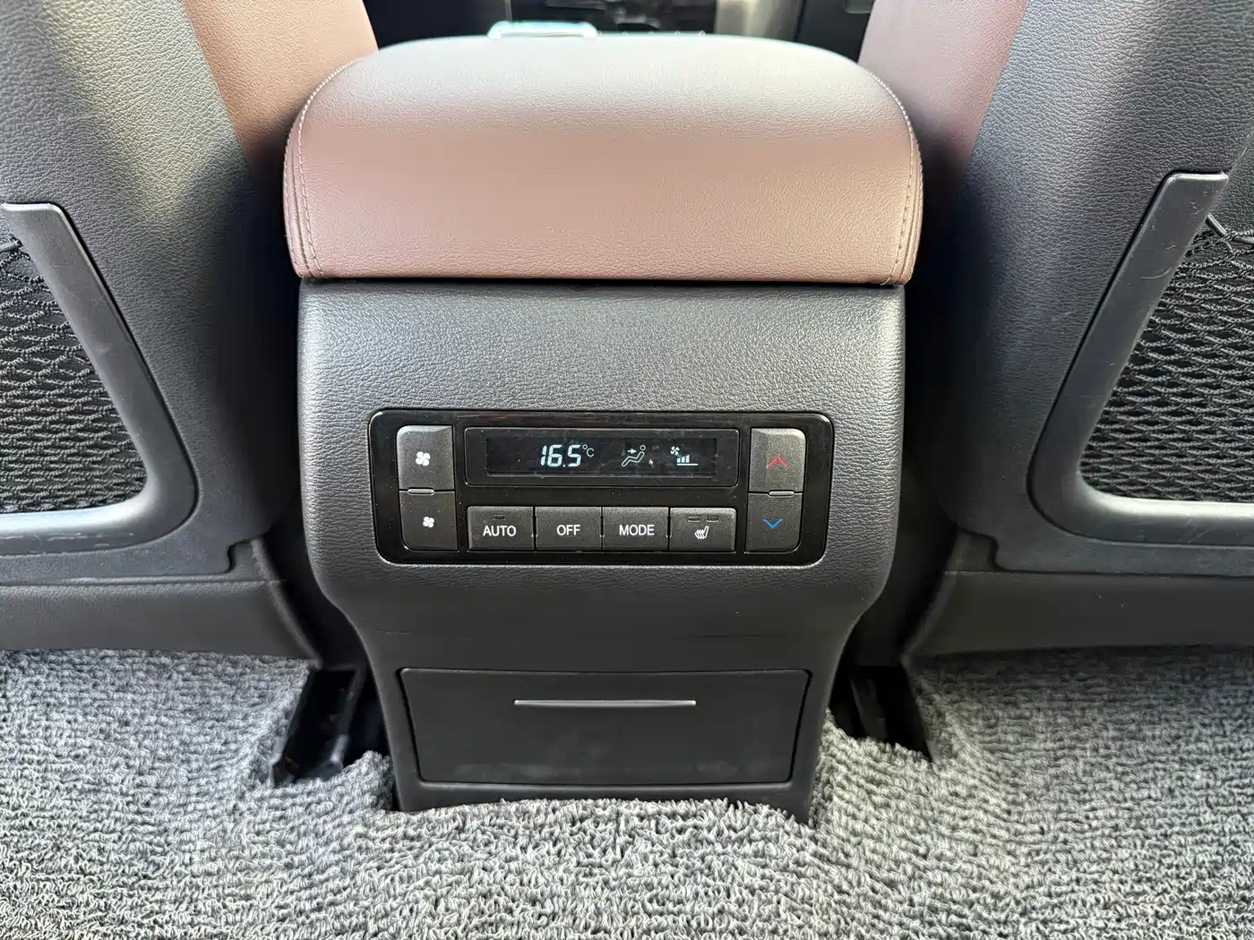 Haval H9 2022 2.0T Gasoline 4WD Smart Enjoyment 5-seater фото 17