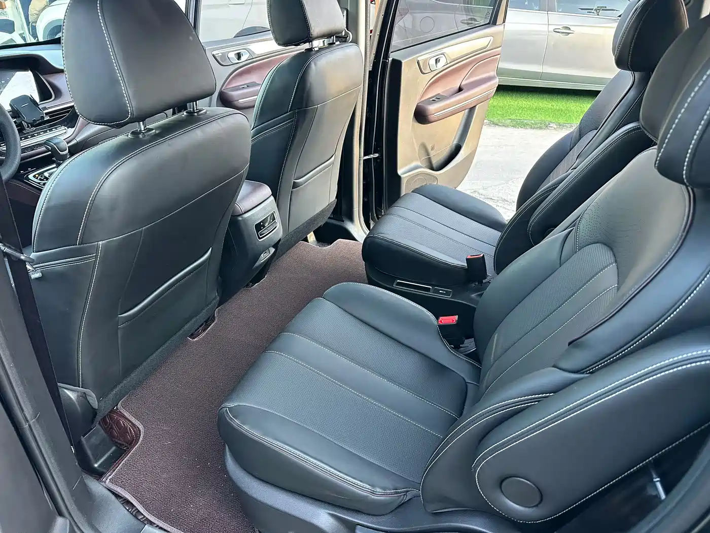 GAC Trumpchi Trumpchi M6 2021 270T DCT Elite Edition (7-Seater) фото 8