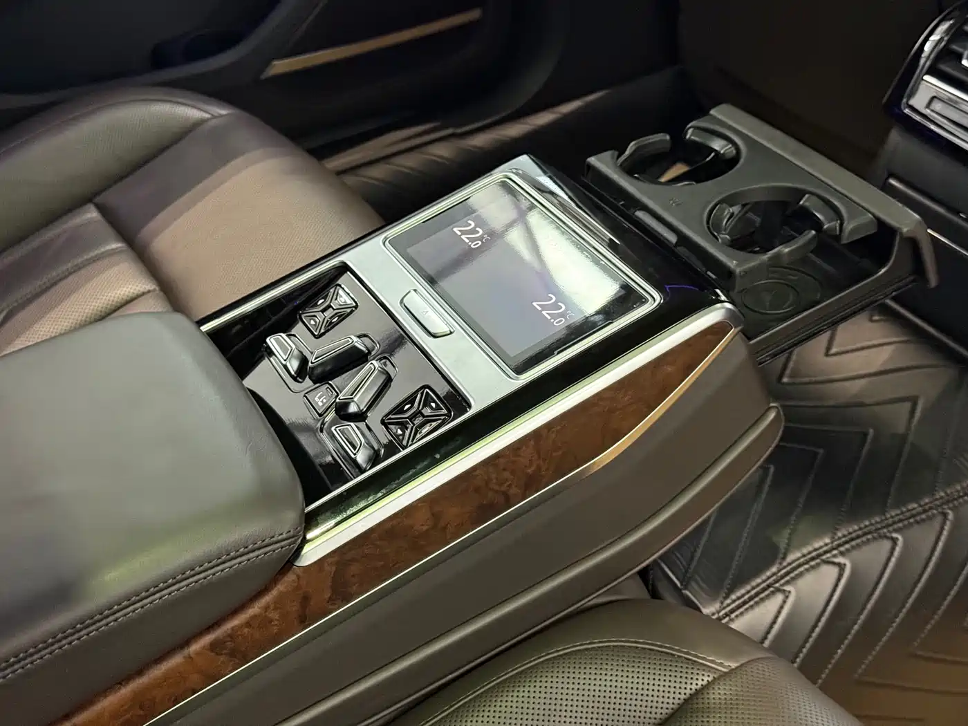 Audi A8 2019 Plus A8L 55 TFSI quattro Luxury фото 10
