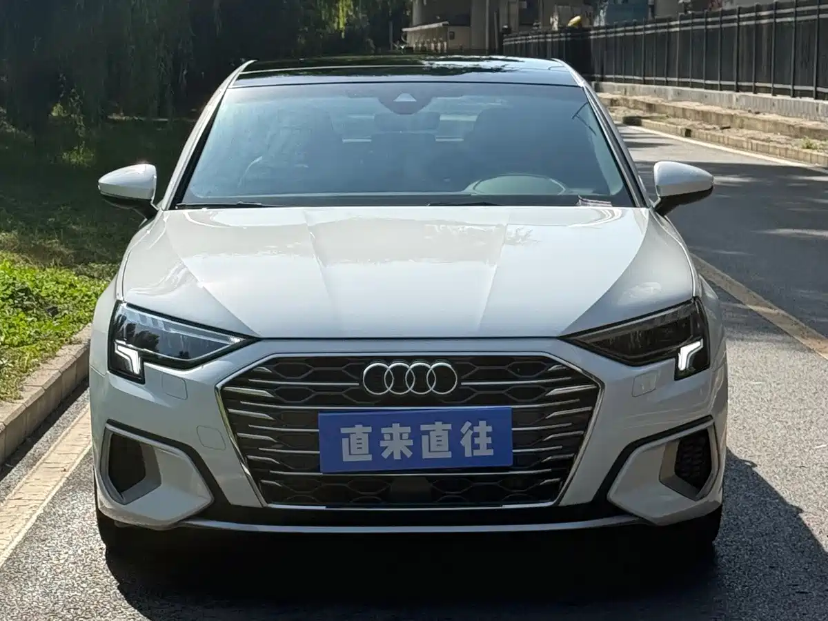Фото 2 - Audi A3