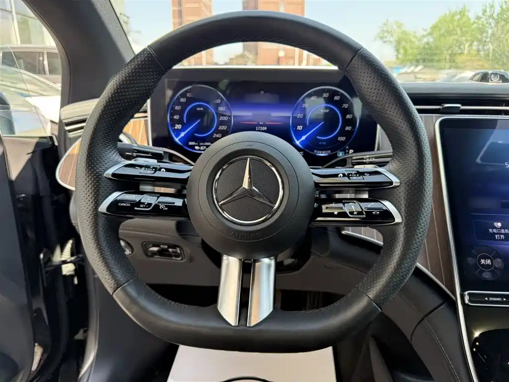 Mercedes-Benz EQE 2022 350 Luxury Edition фото 11