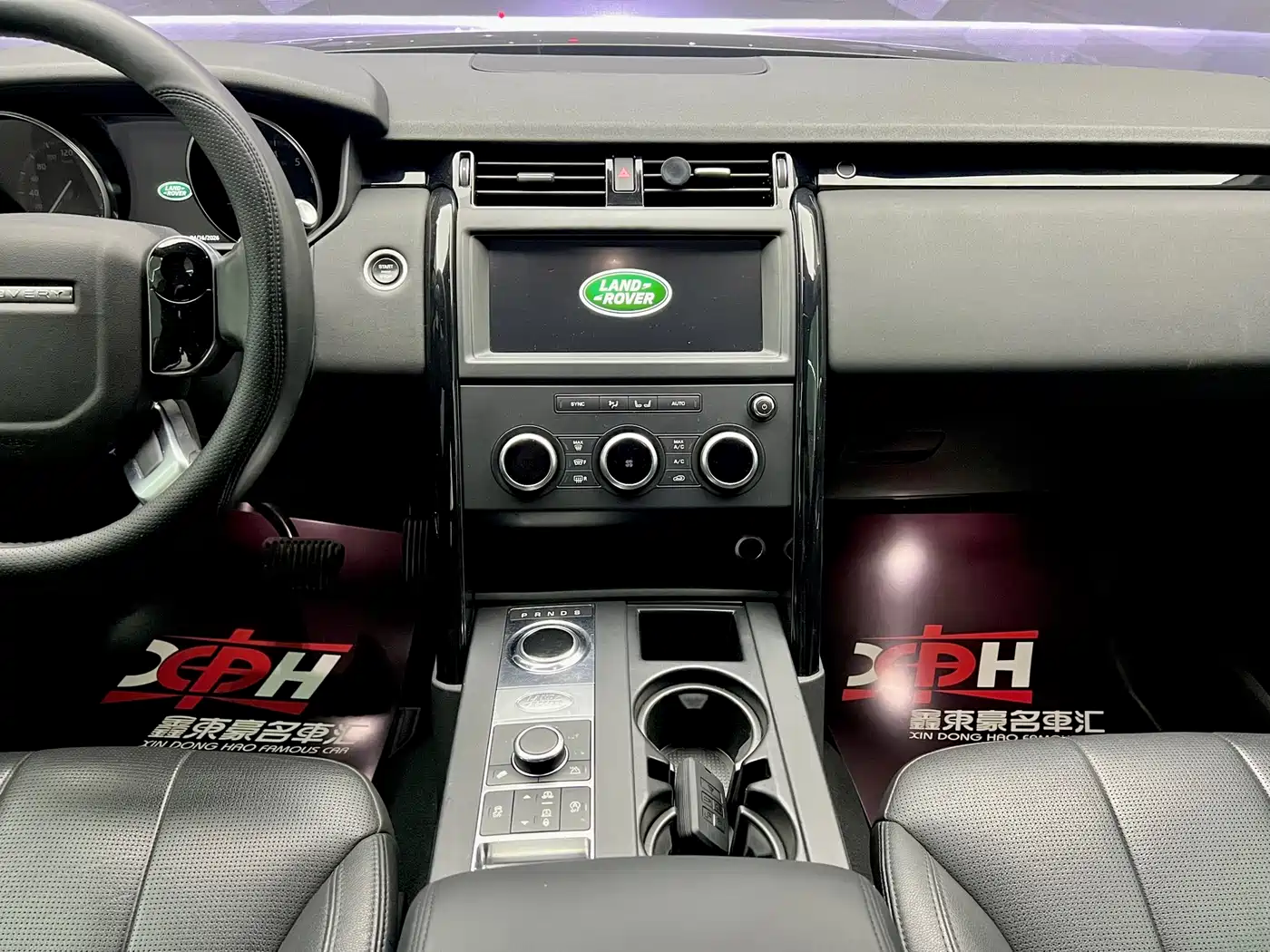 Land Rover Discovery 2018 3.0 SC V6 SE фото 14