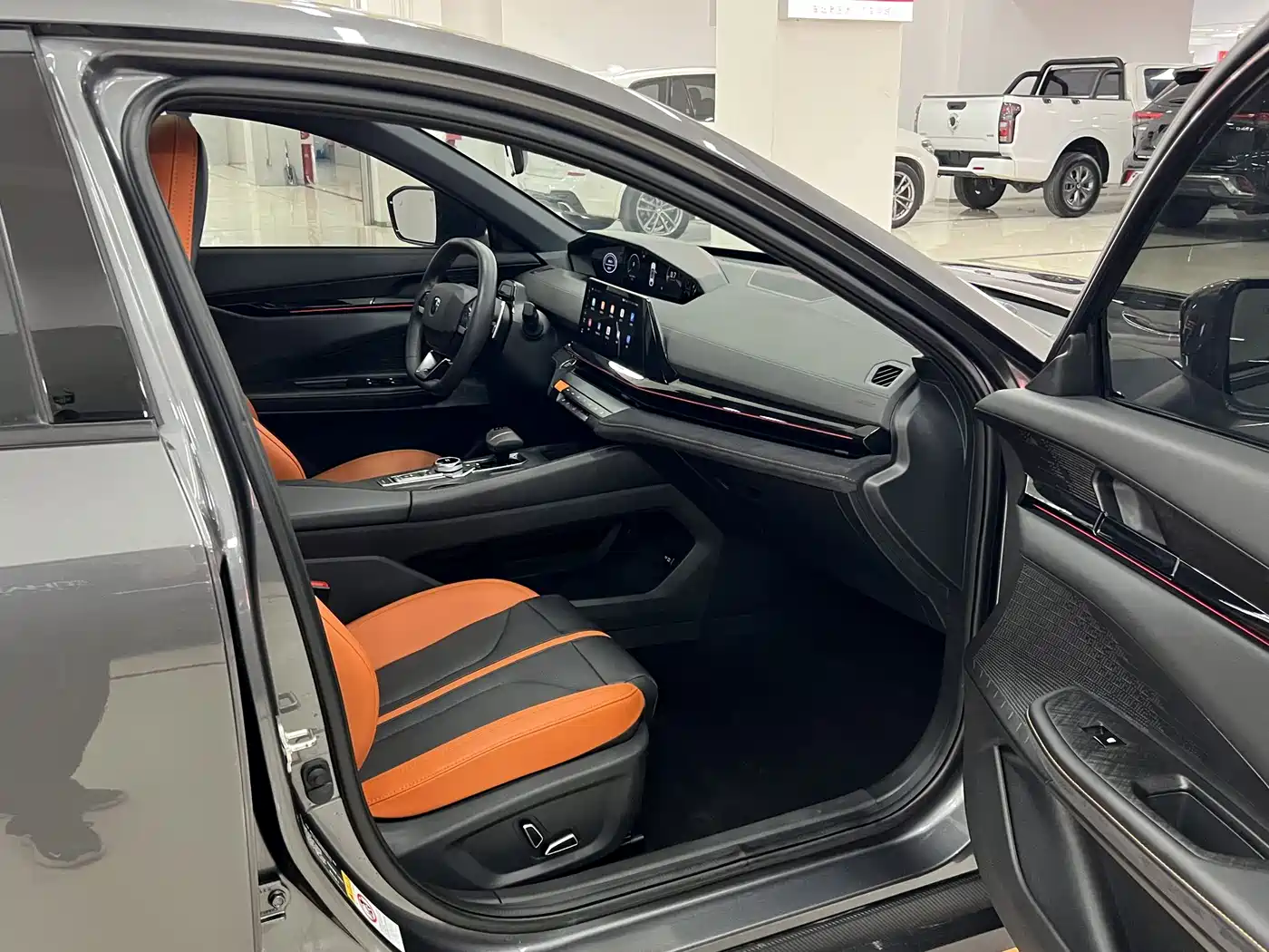 CHANGAN UNI-V