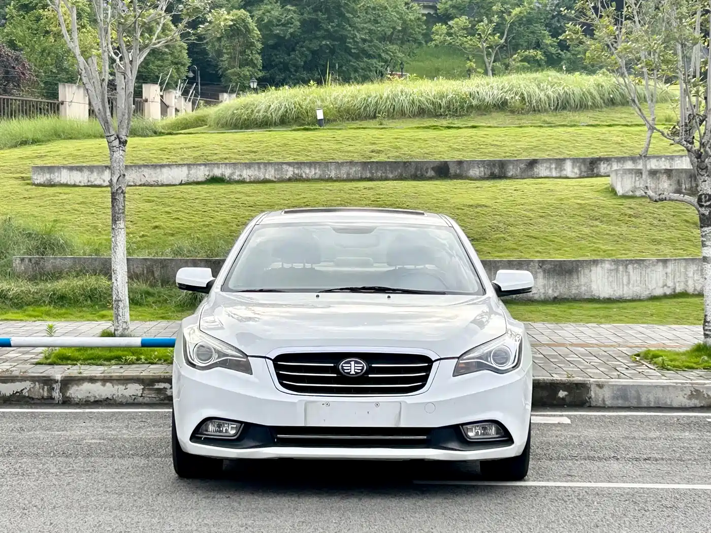 Besturn B50 2014 2013 1.8L Automatic Premium