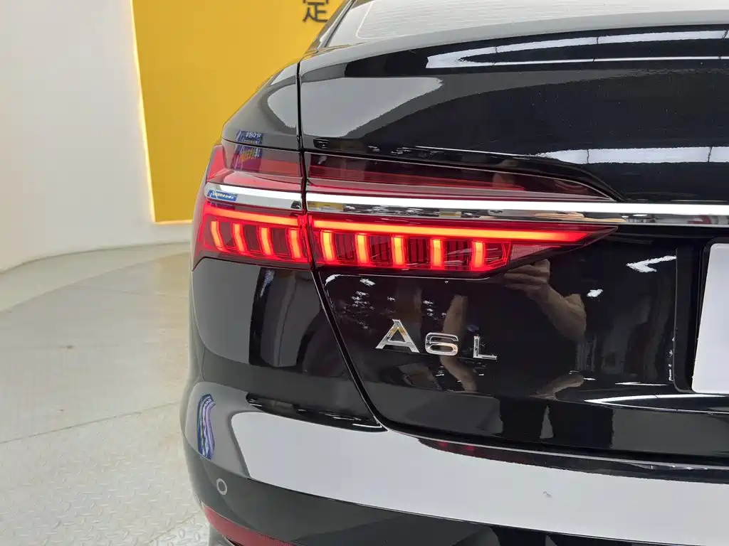 Audi A6L 2026 2026 Model Year 45 TFSI quattro Premium Dynamic
