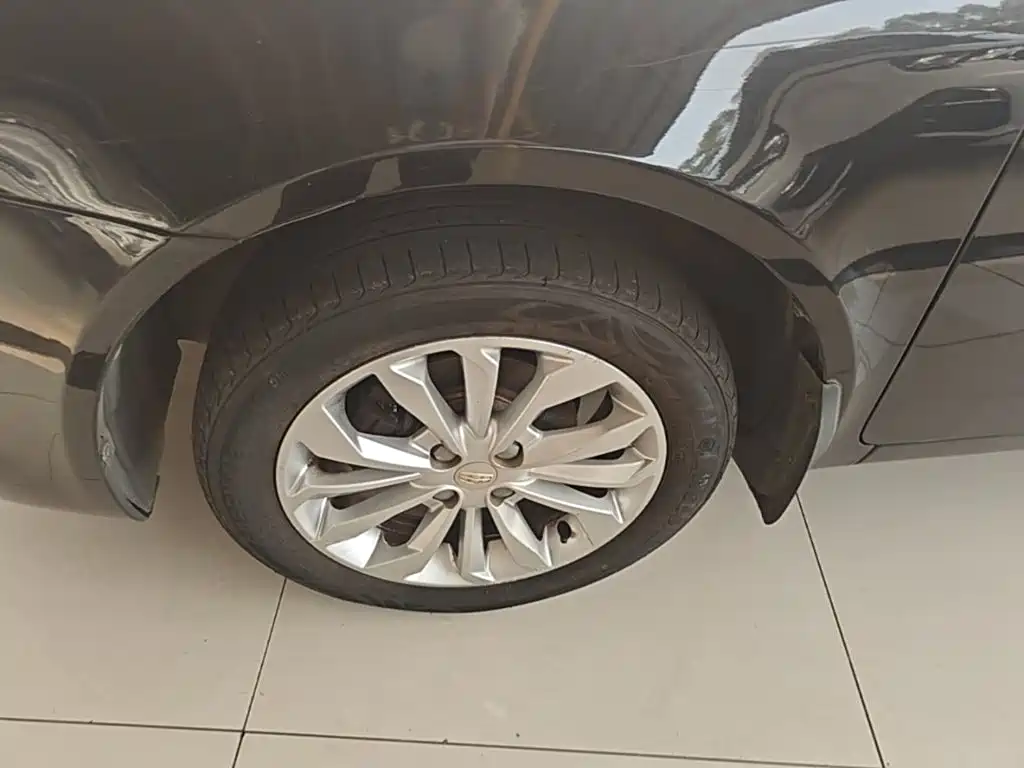 Фото 23 - Geely Vision